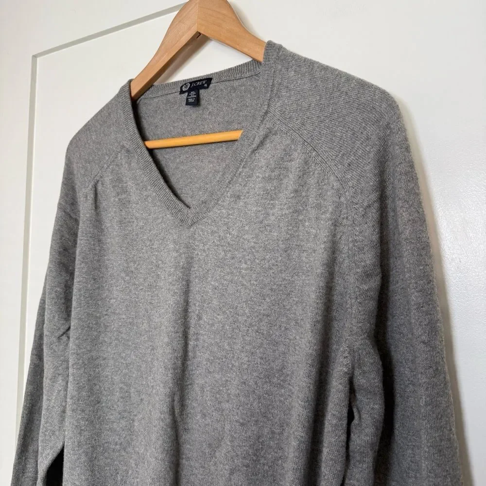 J Crew Sweater Mens Sz XL Gray Knit V Neck Cotton Cashmere Office Casual Preppy